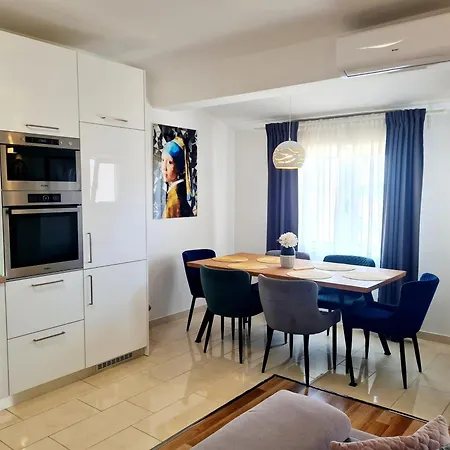 Apartament Sea View *